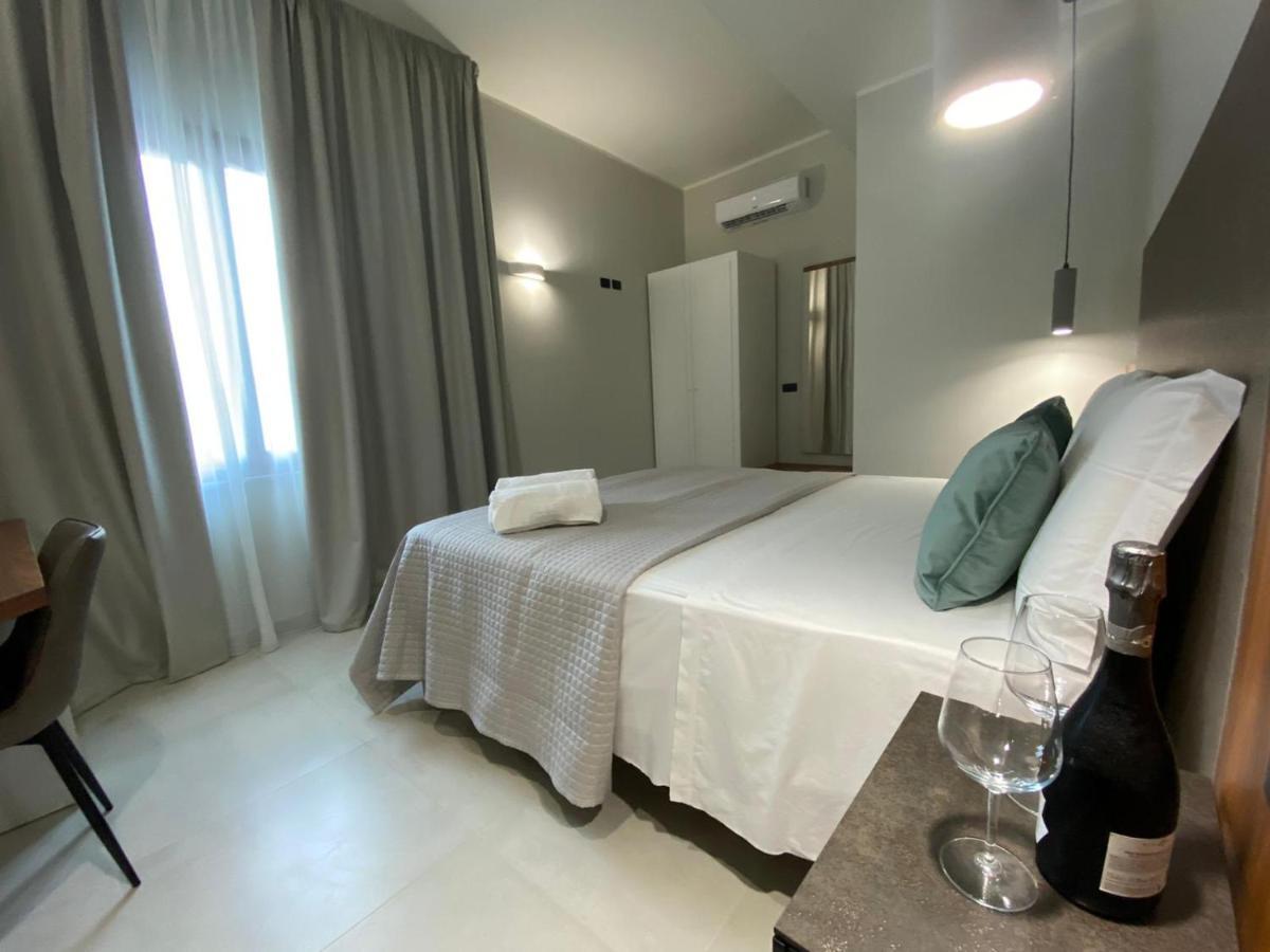 Villa Antonino Giardini Naxos Luaran gambar